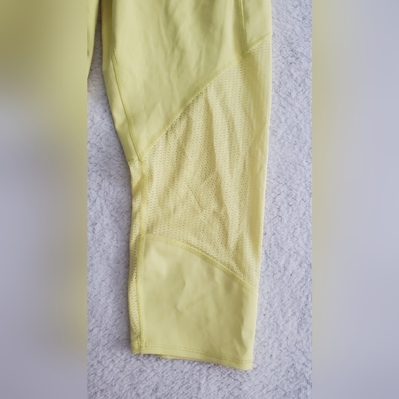 Athleta Yellow Mesh Contender Athletic 7/8 Leggings Size L - Picture 11 of 13